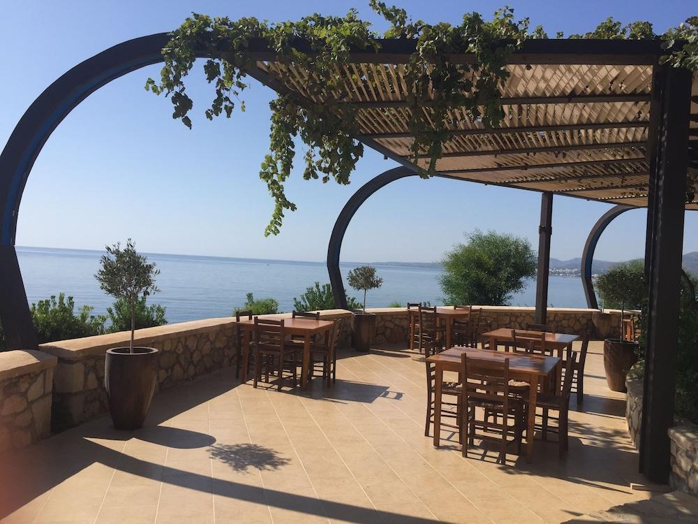 Al Mare Villas Кіотарі Екстер'єр фото