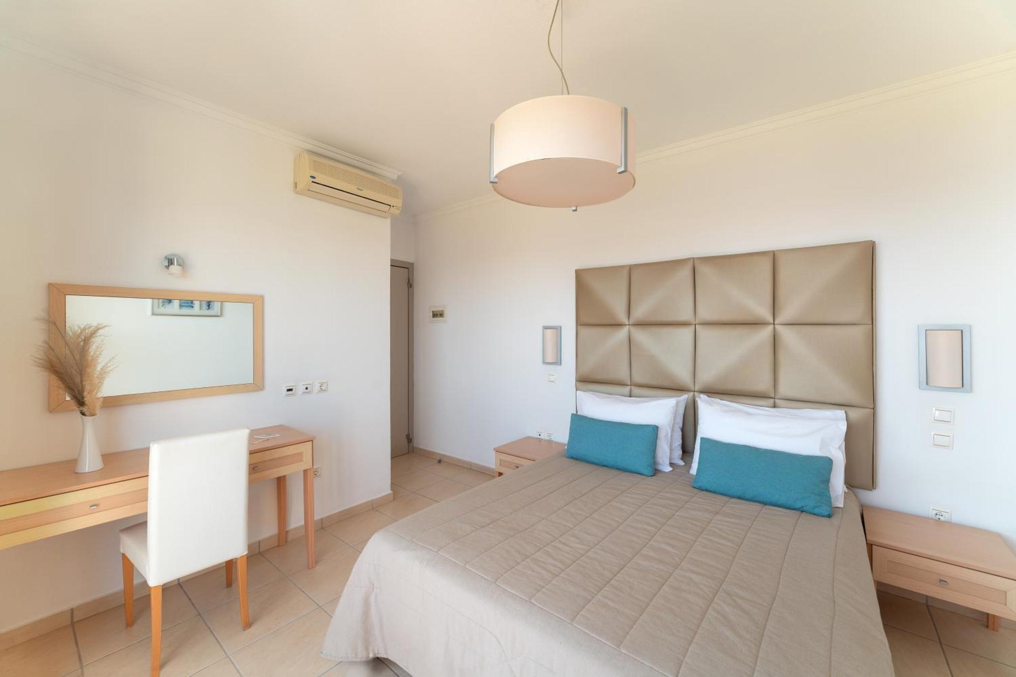 Al Mare Villas Кіотарі Екстер'єр фото