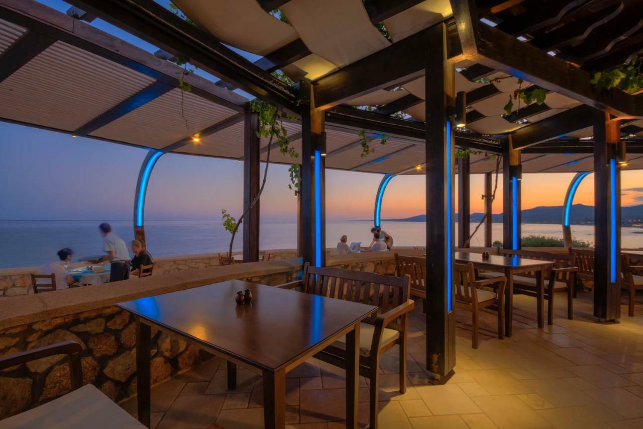 Al Mare Villas Кіотарі Екстер'єр фото